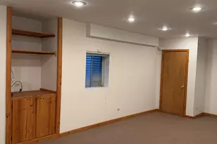 114 Woodbury Ln, Lake Bluff, IL 60044 - Photo 17