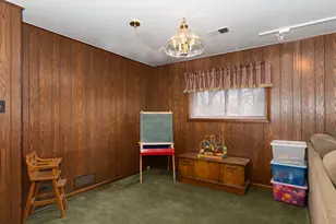 10S144 Ridge Rd, Naperville, IL 60565 - Photo 17