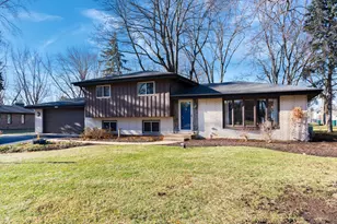 10S144 Ridge Rd, Naperville, IL 60565 - Photo 1