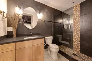 2221 Donegal Dr, Darien, IL 60561 - Photo 35