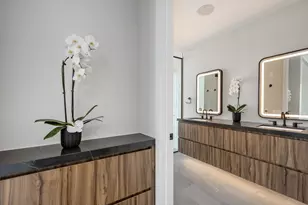 1114 W Carroll Ave, Chicago, IL 60607 - Photo 17