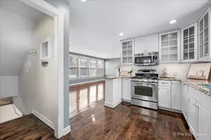 321 E Ardmore Ave, Roselle, IL 60172 - Photo 11