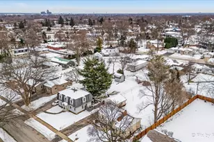 321 E Ardmore Ave, Roselle, IL 60172 - Photo 39