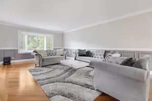 431 E Oakwood Dr, Barrington, IL 60010 - Photo 5