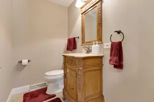 431 E Oakwood Dr, Barrington, IL 60010 - Photo 17