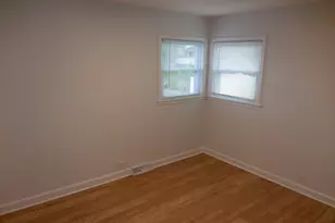 33 N Rammer Ave, Arlington Heights, IL 60004 - Photo 9