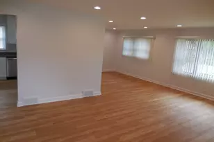 33 N Rammer Ave, Arlington Heights, IL 60004 - Photo 3