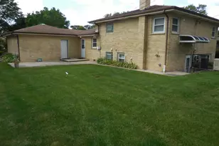 33 N Rammer Ave, Arlington Heights, IL 60004 - Photo 15