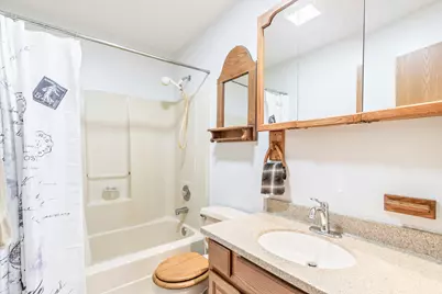 37440 N Lake Shore Drive, Lake Villa, IL 60046 - Photo 13