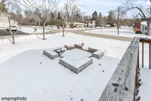 37440 N Lake Shore Dr, Lake Villa, IL 60046 - Photo 23