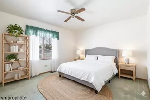 37440 N Lake Shore Dr, Lake Villa, IL 60046 - Photo 9