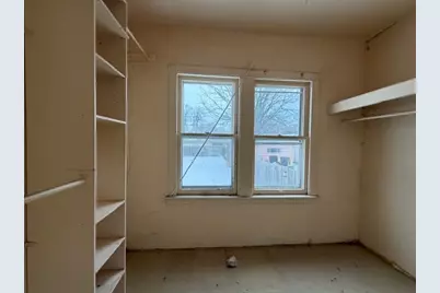 5022 W Winnemac Avenue, Chicago, IL 60630 - Photo 5