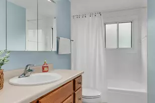 199 Duxbury Ct, Bloomingdale, IL 60108 - Photo 13