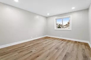 129 W Brandon Ct, Palatine, IL 60067 - Photo 15