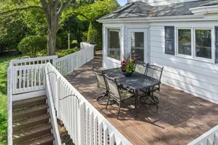 304 Surrey Ln, Lincolnshire, IL 60045 - Photo 51