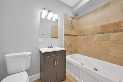 2256 W Arthur Avenue #2, Chicago, IL 60645 - Photo 11