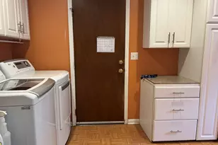 775 Boxwood Ln, Buffalo Grove, IL 60089 - Photo 9