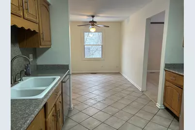 775 Boxwood Lane, Buffalo Grove, IL 60089 - Photo 7