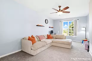 1477 W Sedgewood Ct, Round Lake, IL 60073 - Photo 5