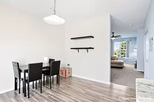 1477 W Sedgewood Ct, Round Lake, IL 60073 - Photo 11