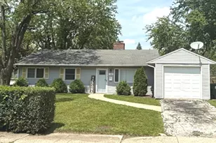 142 Marquette St, Park Forest, IL 60466 - Photo 1