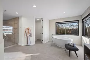 2110 Pfingsten Rd, Northbrook, IL 60062 - Photo 27