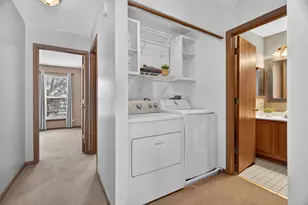 2167 Rossiter Pkwy, Plainfield, IL 60586 - Photo 21