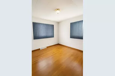 214 Eastgate Avenue, Chicago Heights, IL 60411 - Photo 11