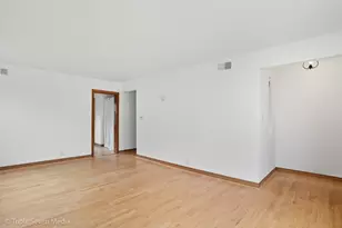 314 E 31st St, La Grange Park, IL 60526 - Photo 9