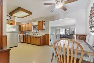 739 Delphia Ave, Elk Grove Village, IL 60007 - Photo 7