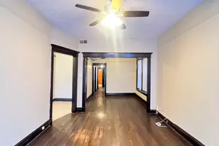 6240 S Evans Ave, Chicago, IL 60637 - Photo 9