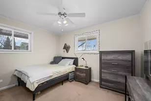 1610 N Chestnut Ave, Arlington Heights, IL 60004 - Photo 17