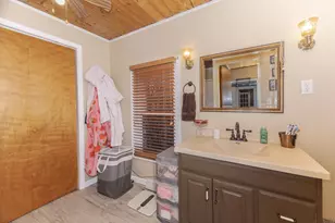 512 S Clayton St, Bloomington, IL 61701 - Photo 25