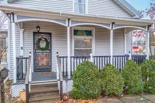 512 S Clayton St, Bloomington, IL 61701 - Photo 3