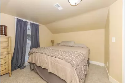 512 S Clayton Street, Bloomington, IL 61701 - Photo 33