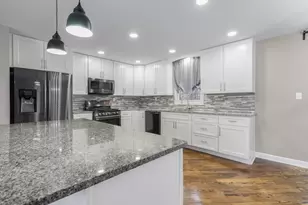 24240 S Burr Rd, Channahon, IL 60410 - Photo 3