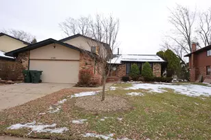 2741 Lighthouse Ct, Lynwood, IL 60411 - Photo 1