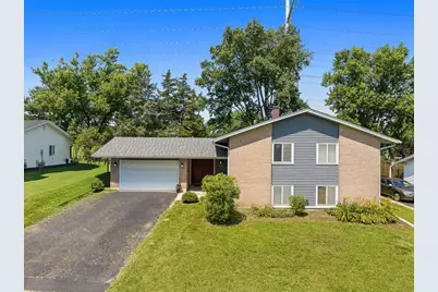6308 Macarthur Drive, Woodridge, IL 60517 - Photo 1