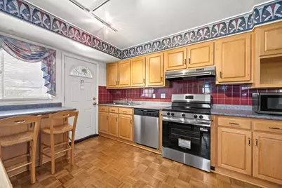 6308 Macarthur Drive, Woodridge, IL 60517 - Photo 7
