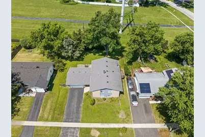 6308 Macarthur Drive, Woodridge, IL 60517 - Photo 35