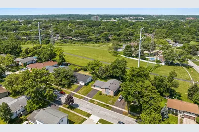 6308 Macarthur Drive, Woodridge, IL 60517 - Photo 37