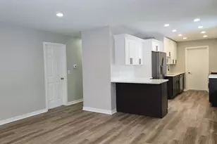 231 Harvest Ct, Vernon Hills, IL 60061 - Photo 5