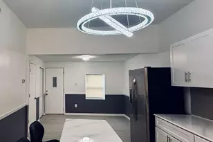 11725 S Morgan St, Chicago, IL 60643 - Photo 5