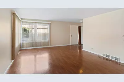 2011 Georgetown Lane, Waukegan, IL 60085 - Photo 5