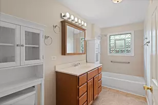 2011 Georgetown Ln, Waukegan, IL 60085 - Photo 15