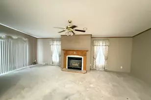 129 Hibiscus Cir, Matteson, IL 60443 - Photo 13