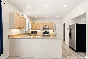 3300 Country Ln, Waukegan, IL 60087 - Photo 9