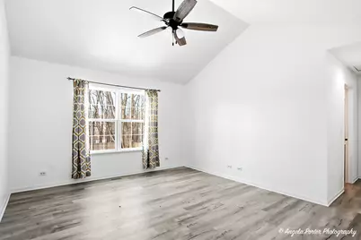 3300 Country Lane, Waukegan, IL 60087 - Photo 27