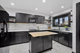 4728 N Kennicott Ave, Chicago, IL 60630 - Photo 9