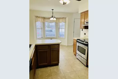 3524 Willowview Court, Aurora, IL 60504 - Photo 9